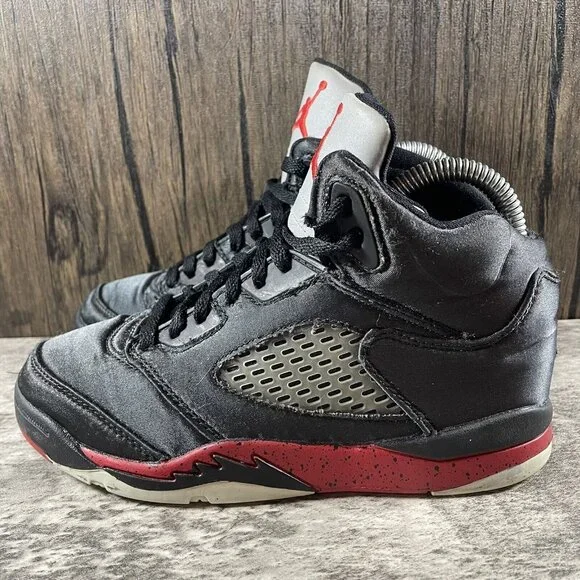 Nike Air Jordan 5 Retro Satin PS Black Red White 2017 440889-006 Size 1 - Picture 3 of 8